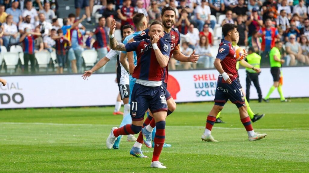El Burgos pierde la oportunidad de ascenso directo frente al Castellón